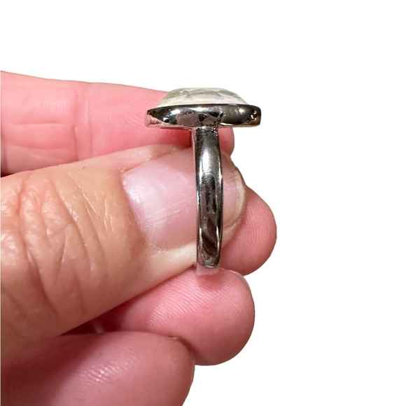 Silver and Iridescent White Oval Moonstone Ring - Picture 8 of 9